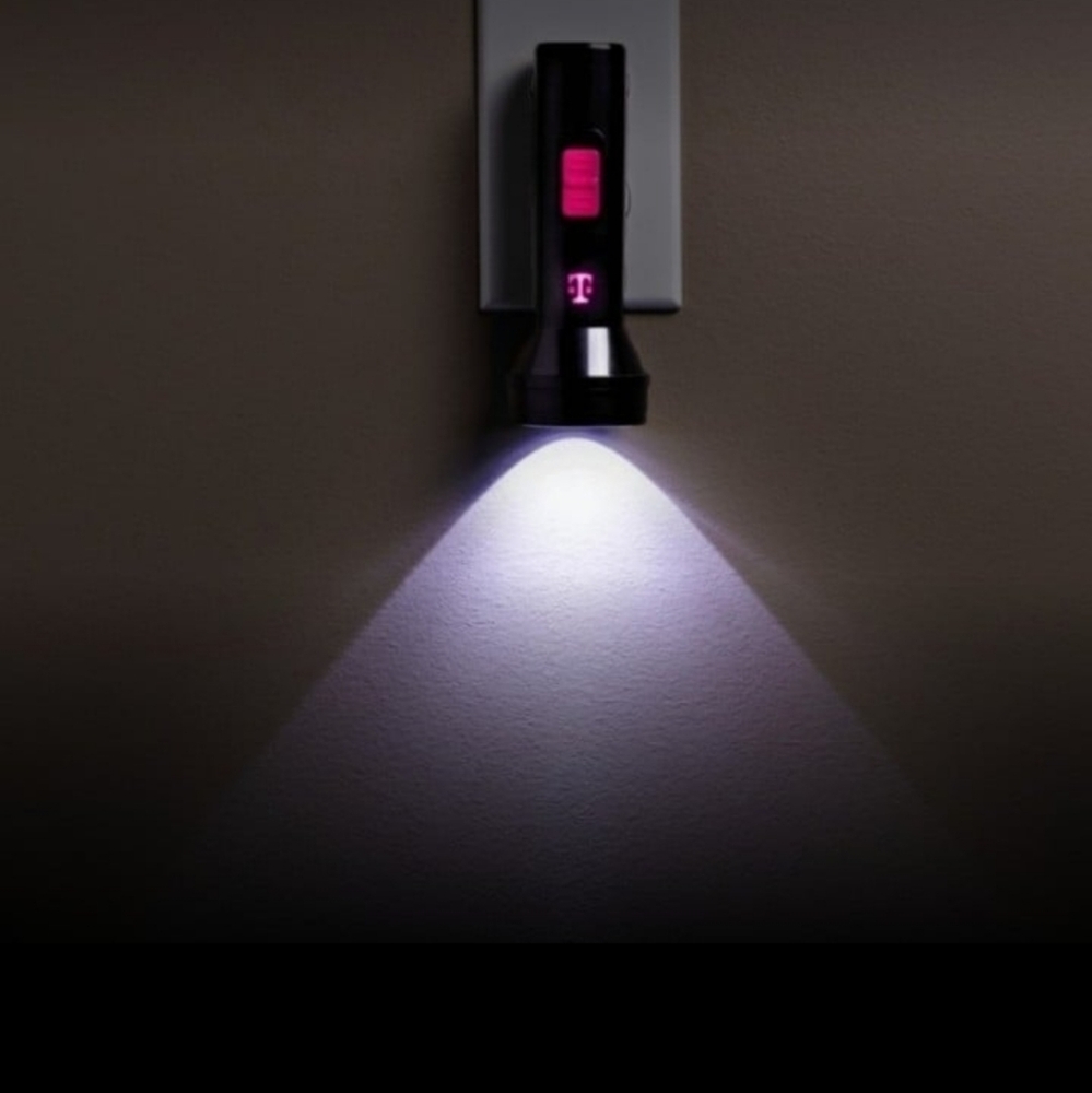 T-mobile Tuesday Rechargeable Flashlight